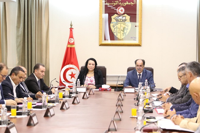 وزيرة المرأة