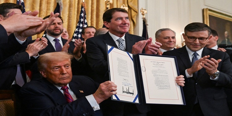 stablecoins Trump