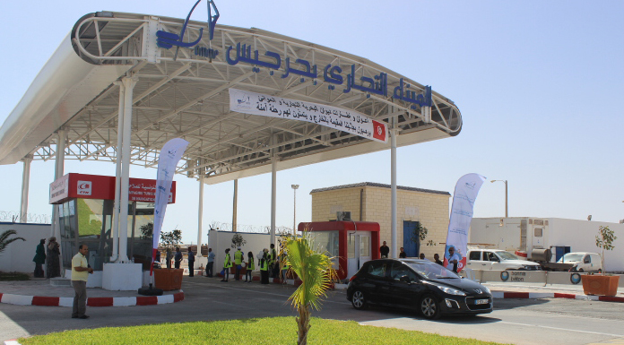 port commercial de Zarzis